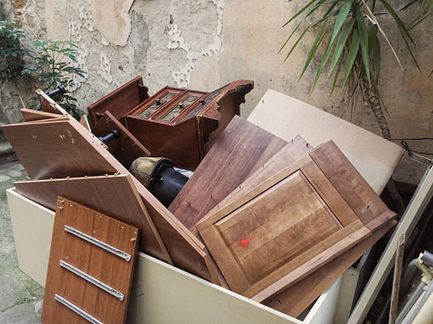 Best Property Management Cleanouts  in Shields, MI